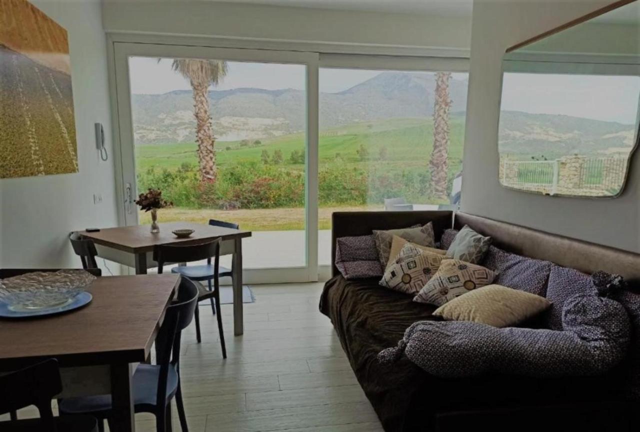 Villa Degli Alberi บูเซโต พาลิซโซโล ภายนอก รูปภาพ