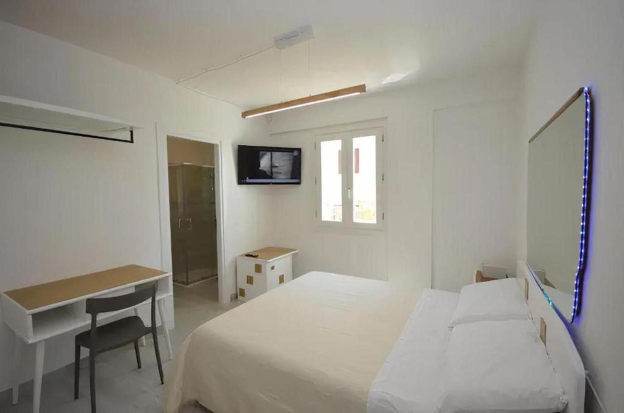 Villa Degli Alberi บูเซโต พาลิซโซโล ภายนอก รูปภาพ